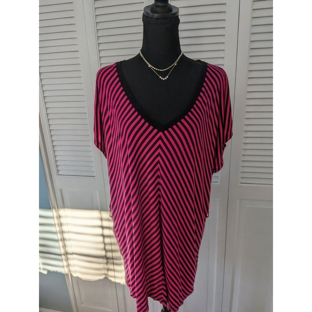 Faith 21 Top Women's 1X Deep Pink Black Striped V neck Tee Barbie Nautical Tunic